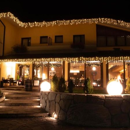 Casa Valcellina Hotel Ristorante Montereale Valcellina Bagian luar foto