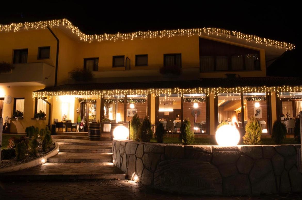 Casa Valcellina Hotel Ristorante Montereale Valcellina Bagian luar foto
